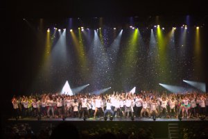 記事「ダンスとの偶然の出会いが人生を変える?人が踊りはじめる理由とは。ダンプレ調査班、みんなのダンス事情徹底調査!①」の画像